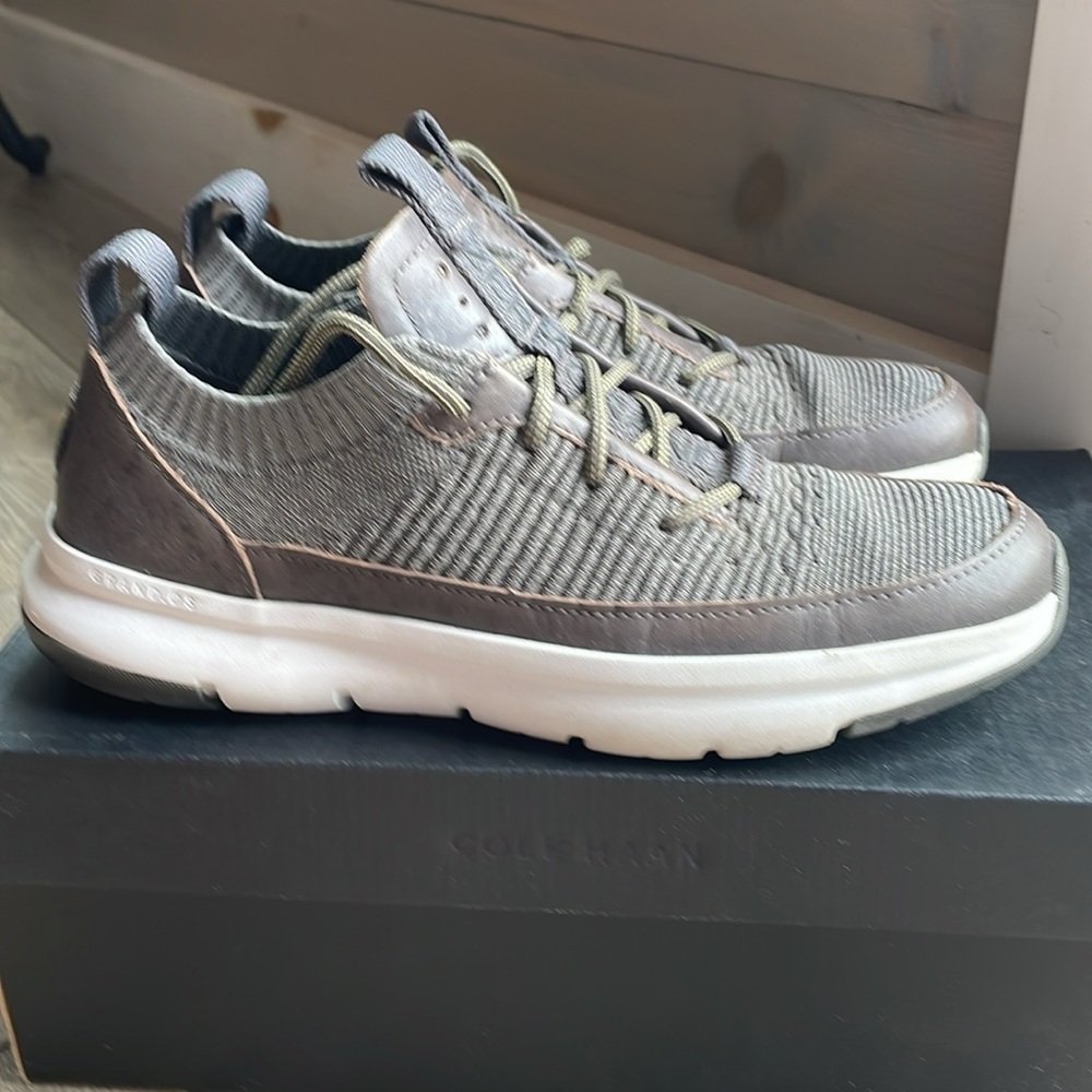 Cole Haan men’s sneakers. - Picture 3 of 8